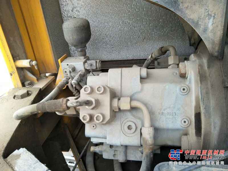 山东出售转让二手8500小时2011年龙工LG6085挖掘机