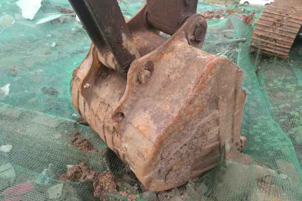 安徽出售转让二手12000小时2005年现代R215挖掘机
