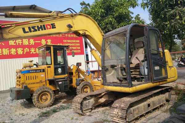 云南出售转让二手8000小时2012年力士德SC70挖掘机