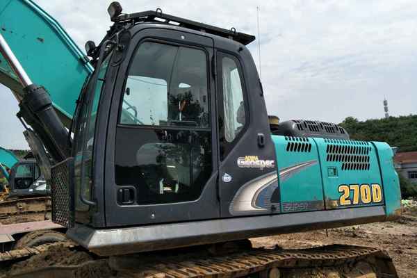 湖北出售转让二手6000小时2012年神钢SK270D挖掘机