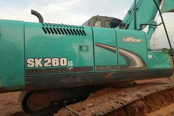 江西出售转让二手3500小时2014年神钢SK260LC挖掘机