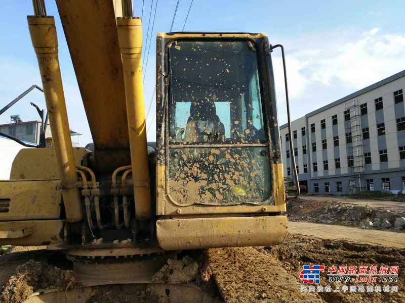 江西出售转让二手12000小时2007年小松PC200挖掘机