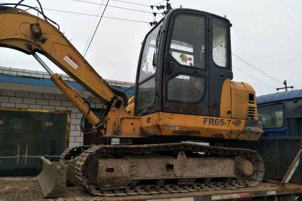 河南出售转让二手7000小时2009年福田雷沃FR65挖掘机