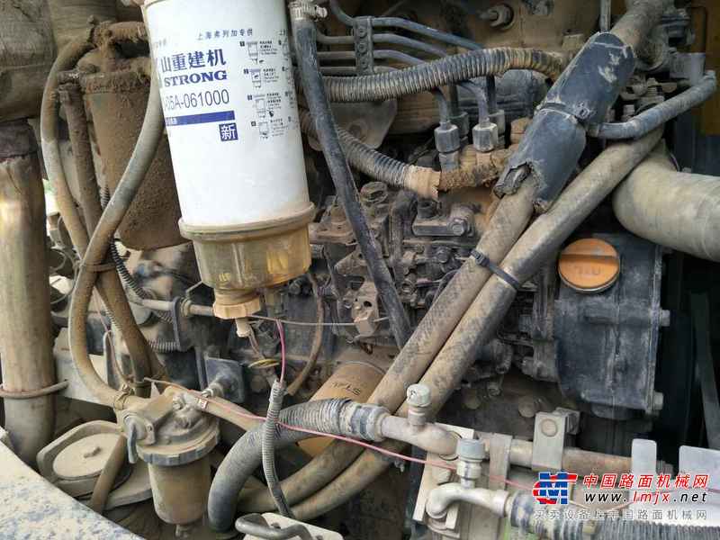 河南出售转让二手4500小时2011年山重建机JCM906D挖掘机
