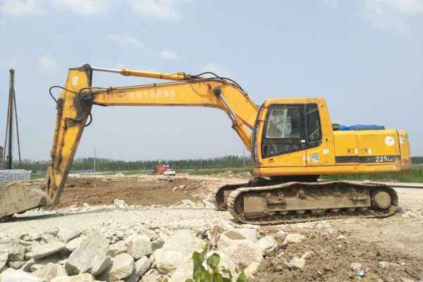 江苏出售转让二手20000小时2007年现代R225挖掘机
