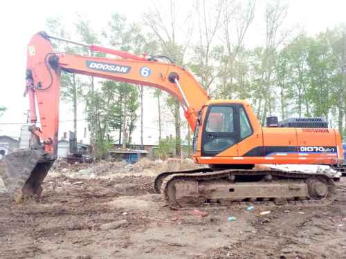 黑龙江出售转让二手5824小时2011年斗山DH300LC挖掘机