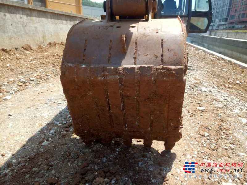 贵州出售转让二手15000小时2008年柳工200挖掘机