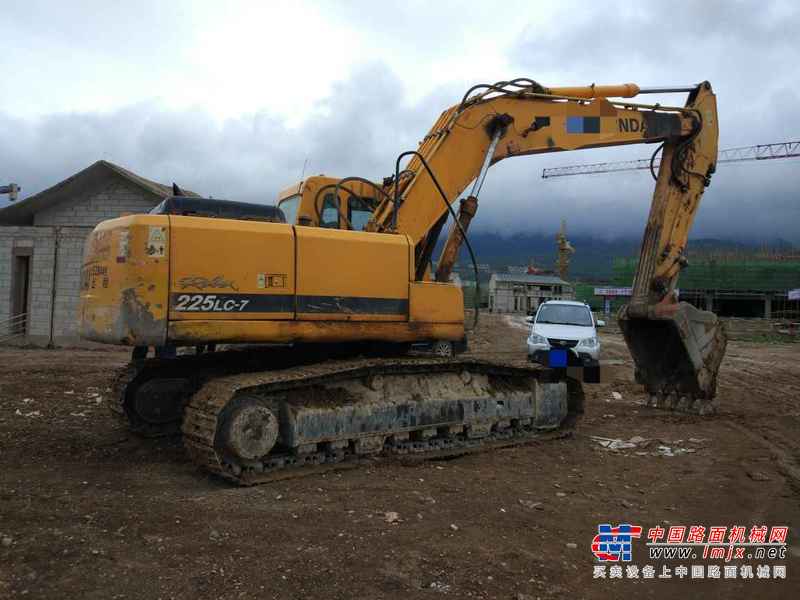 云南出售转让二手7404小时2007年现代R225LC挖掘机