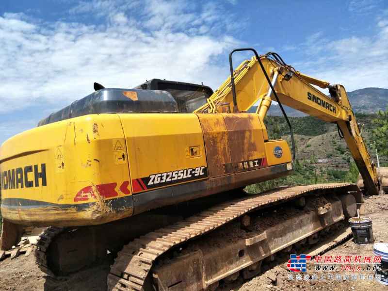 云南出售转让二手3098小时2013年国机重工ZG3225LC挖掘机
