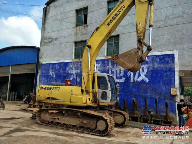 湖南出售转让二手11000小时2009年住友SH200A3挖掘机