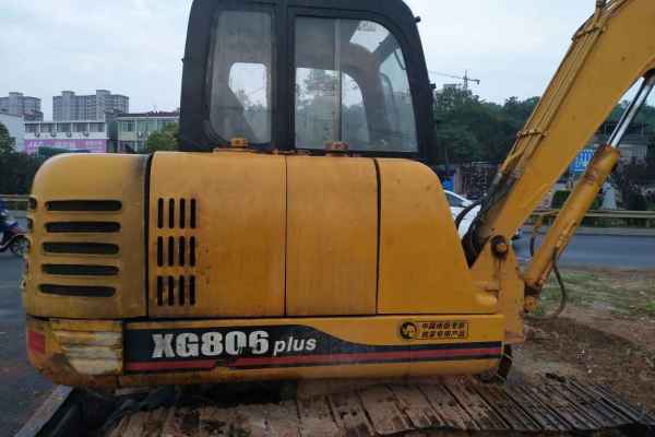 江西出售转让二手5500小时2011年厦工XG806挖掘机
