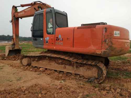 江西出售转让二手14590小时2006年日立EX230挖掘机