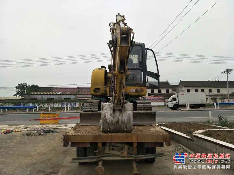 河南出售转让二手8000小时2008年卡特重工CT60挖掘机