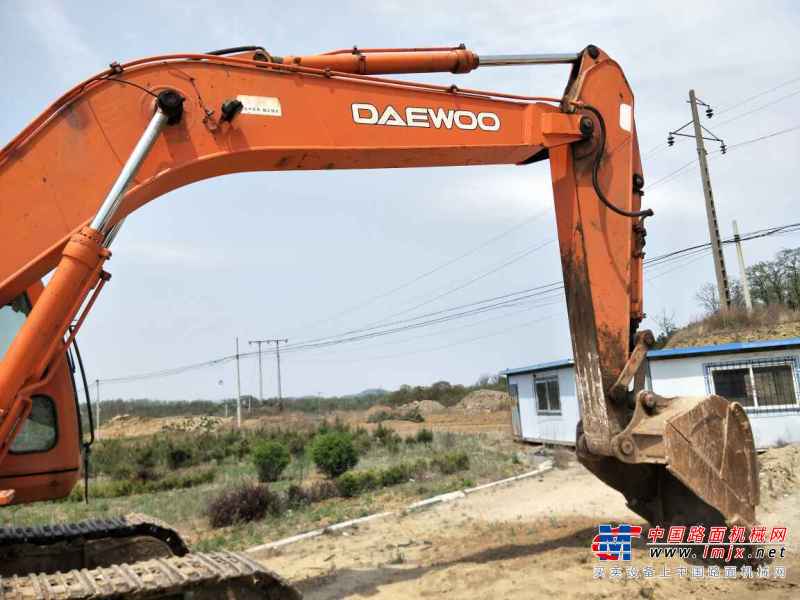 辽宁出售转让二手17000小时2005年大宇DH300LC挖掘机