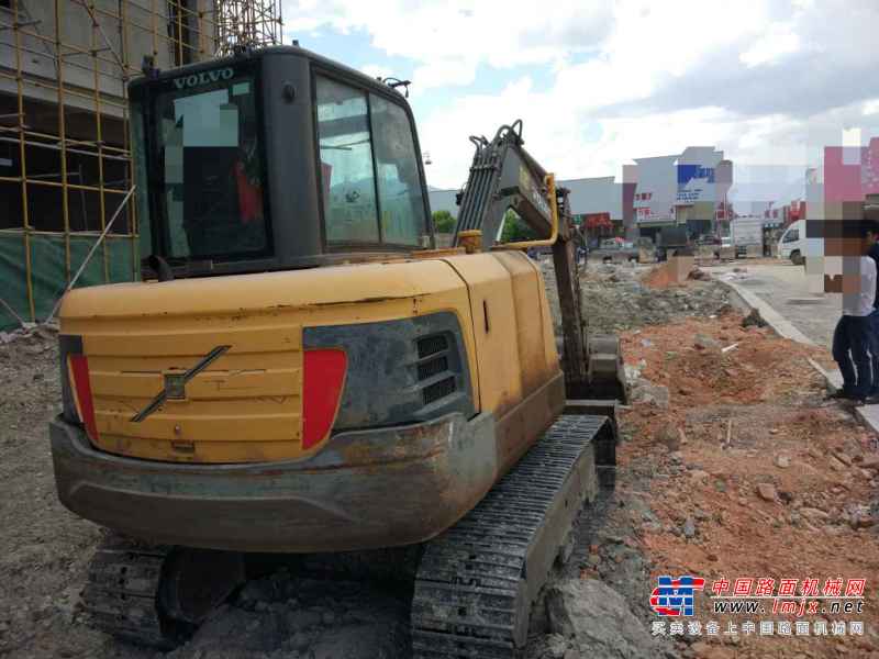 云南出售转让二手7110小时2009年沃尔沃EC60C挖掘机