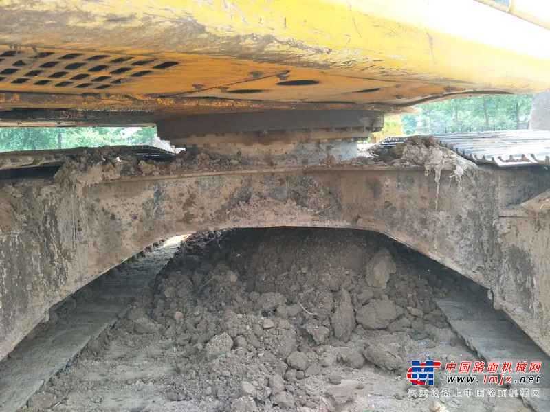 山东出售转让二手7500小时2012年龙工LG6150挖掘机
