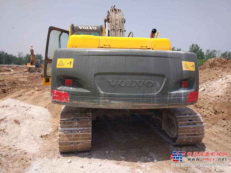山东出售转让二手8000小时2008年沃尔沃EC210BLC挖掘机