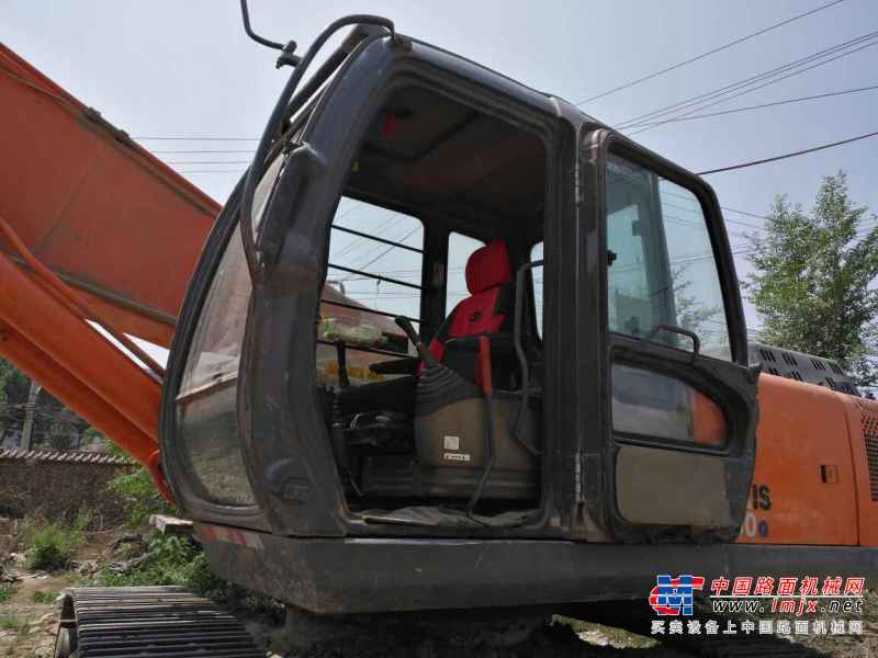 北京出售转让二手8000小时2010年日立ZX330挖掘机