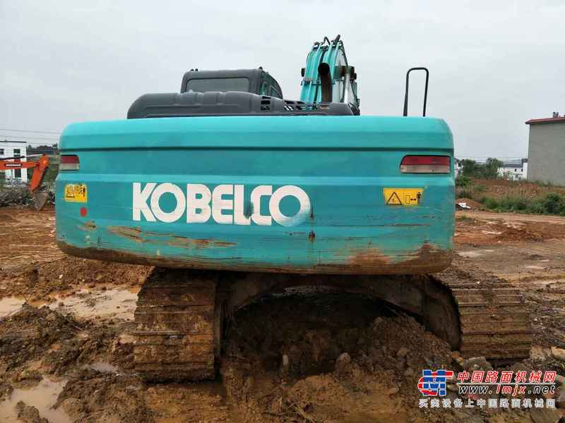 江西出售转让二手3900小时2014年神钢SK260LC挖掘机