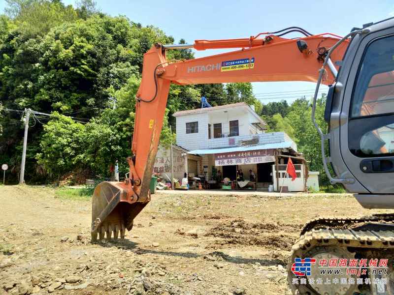 安徽出售转让二手2800小时2015年日立ZX120挖掘机