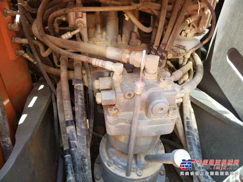 安徽出售转让二手2800小时2015年日立ZX120挖掘机