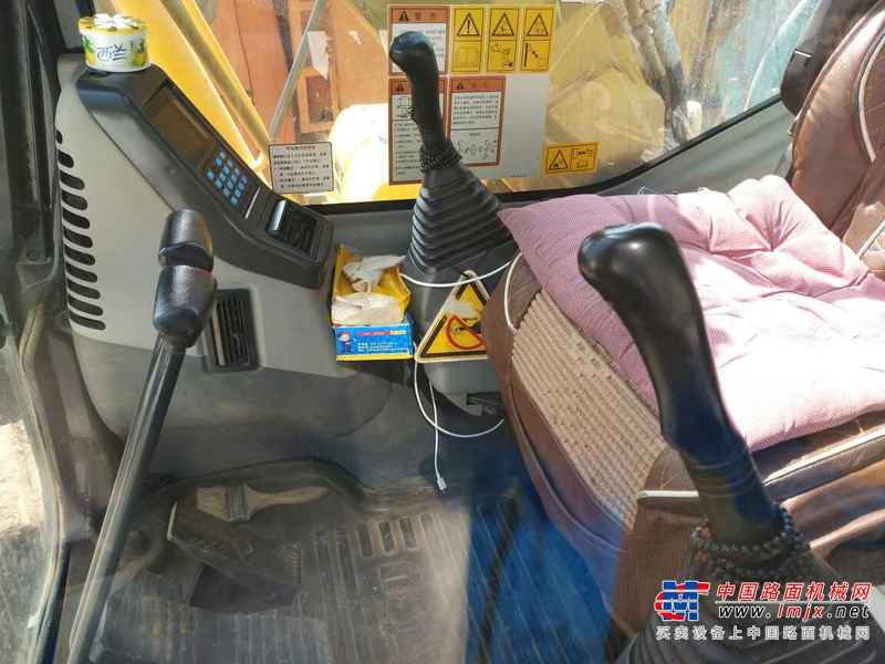 云南出售转让二手6000小时2012年小松PC160LC挖掘机