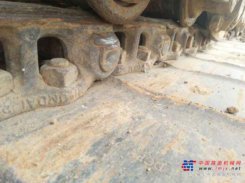 河南出售转让二手6000小时2011年现代R225LC挖掘机