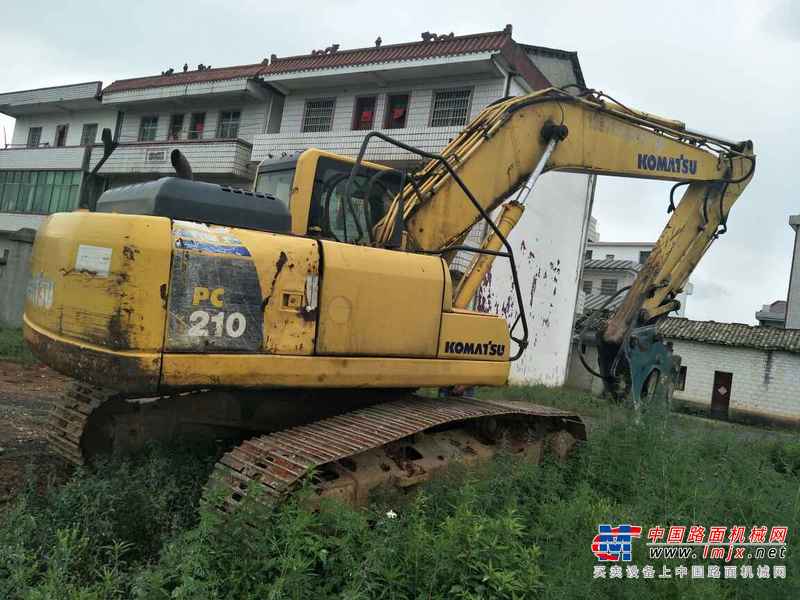 江西出售转让二手12000小时2008年小松PC210挖掘机