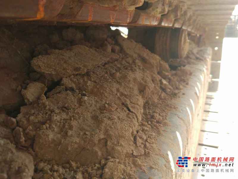 山东出售转让二手5000小时2014年龙工LG6060挖掘机