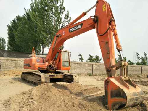 北京出售转让二手6009小时2010年斗山DH300挖掘机