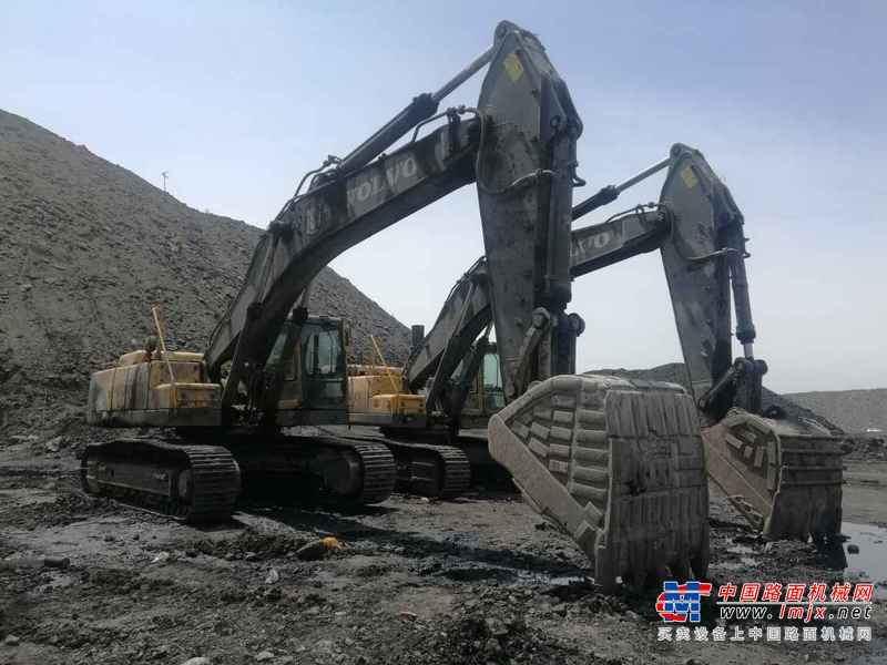 山西出售转让二手13000小时2011年沃尔沃EC460BLC挖掘机