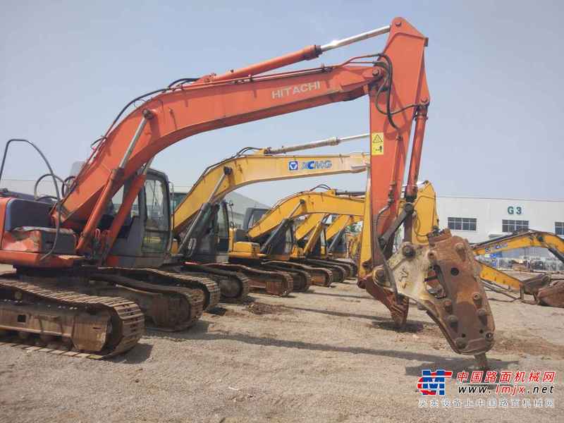 山东出售转让二手8900小时2010年徐工XE210挖掘机