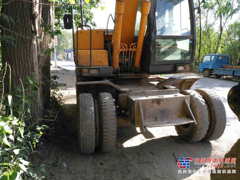 北京出售转让二手7800小时2010年现代轮挖R150W挖掘机