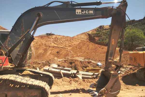 山西出售转让二手7200小时2008年山重建机JCM923C挖掘机