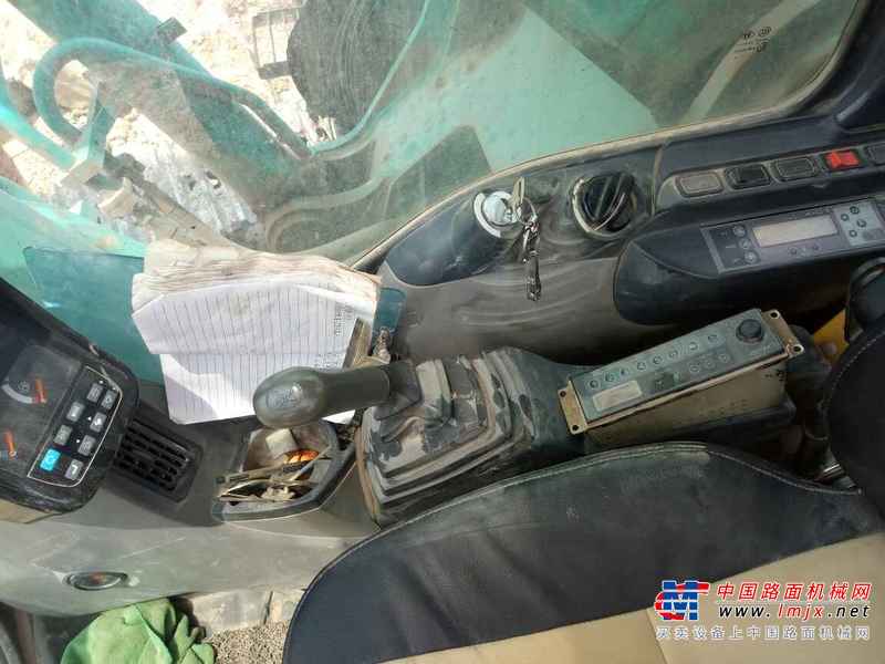 贵州出售转让二手5000小时2012年神钢SK350LC挖掘机
