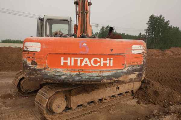 山东出售转让二手12000小时2003年日立EX200挖掘机