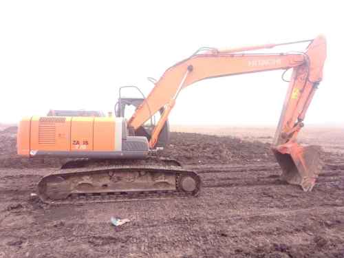 黑龙江出售转让二手10473小时2008年日立ZX240挖掘机