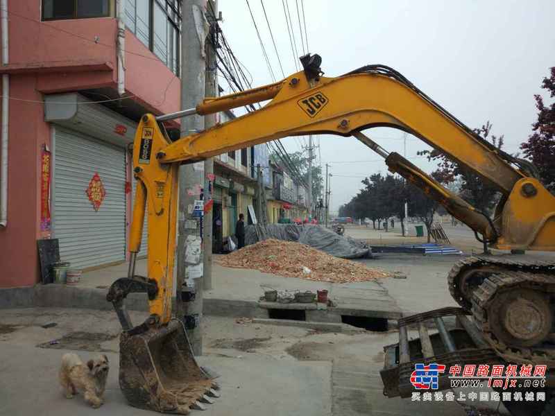 山东出售转让二手9600小时2010年JCB8056挖掘机