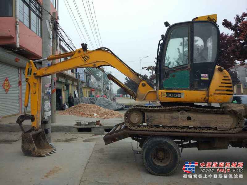 山东出售转让二手9600小时2010年JCB8056挖掘机