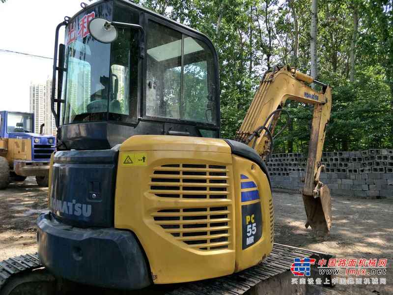 河南出售转让二手7000小时2006年小松PC55MR挖掘机