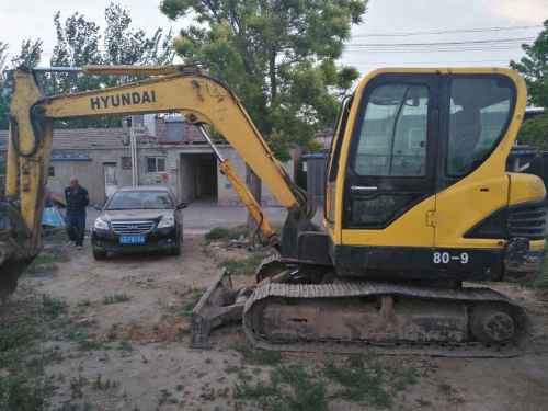 北京出售转让二手7000小时2011年现代R60挖掘机