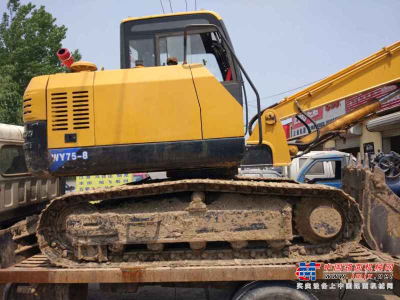 山东出售转让二手200小时2015年愚公机械WY75挖掘机