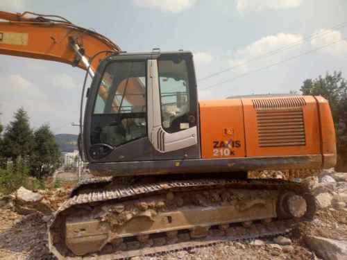 贵州出售转让二手8000小时2010年日立ZX210H挖掘机