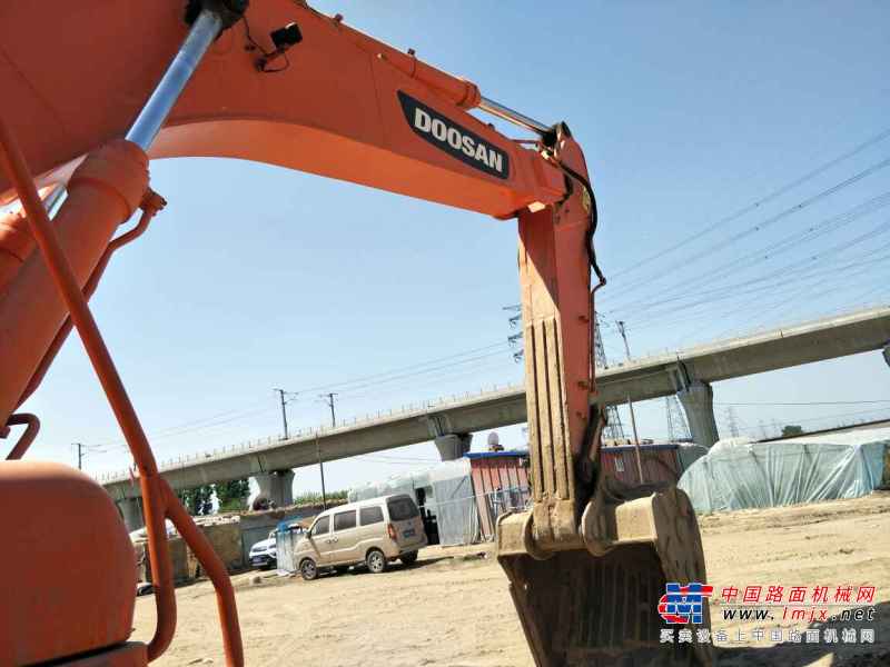 北京出售转让二手6220小时2010年斗山DH370LC挖掘机