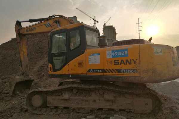 安徽出售转让二手8600小时2010年三一重工SY215C挖掘机