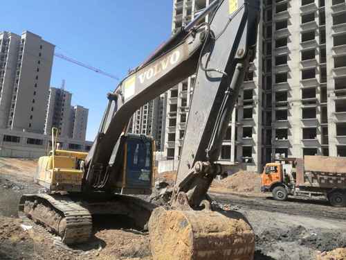 山西出售转让二手12000小时2009年沃尔沃EC240B挖掘机