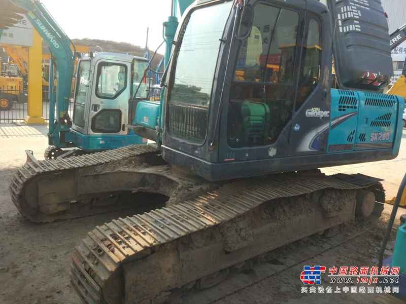 陕西出售转让二手4000小时2013年神钢SK260LC挖掘机