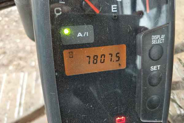 云南出售转让二手7580小时2012年日立ZX70挖掘机