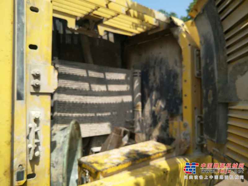 陕西出售转让二手6500小时2010年小松PC220LC挖掘机