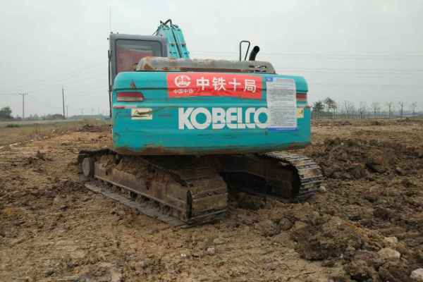 安徽出售转让二手9863小时2011年神钢SK200挖掘机
